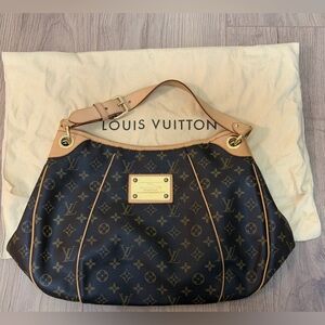 Louis Vuitton Monogram Hobo / Shoulder Bag. Dust Bag Included.